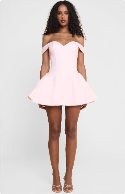 Vestido Eclipse-Elegancia Elegante Vestido Corto Blanco y Negro para Fiesta y Noche