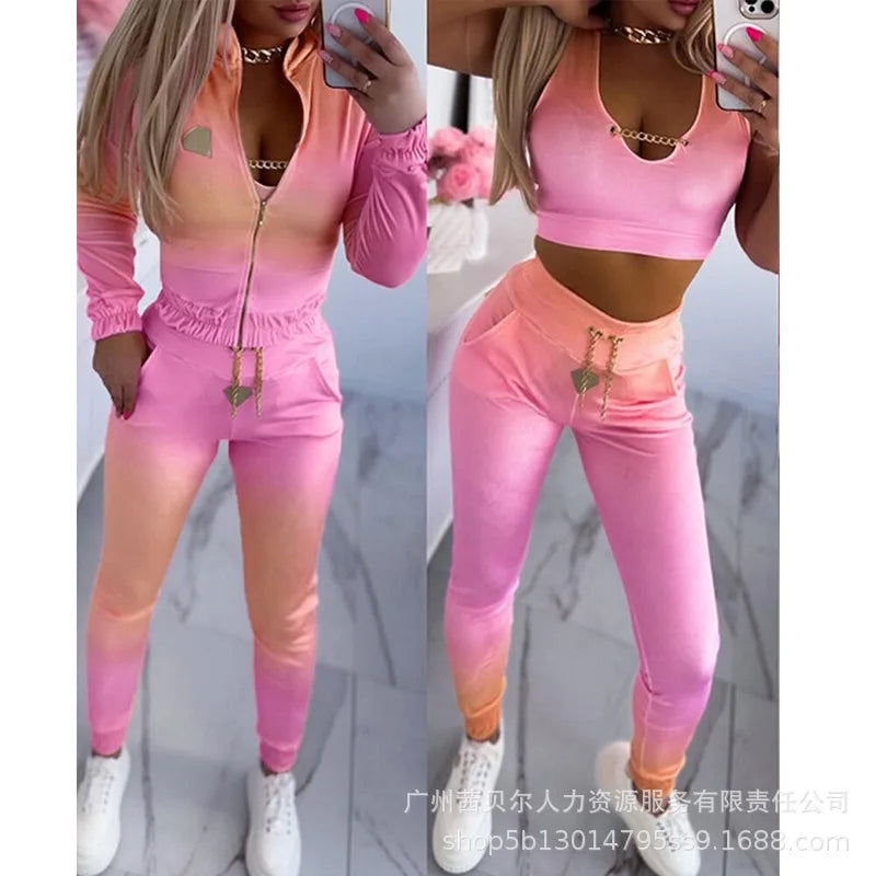 Conjunto deportivo Aurora de tres piezas mujer degradado.